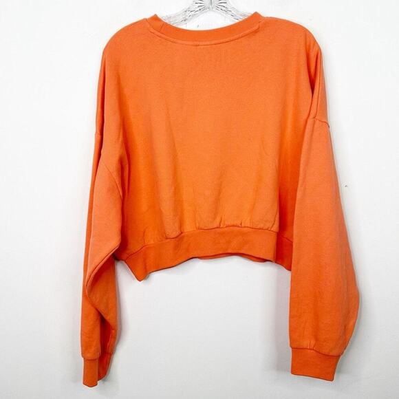 NWT LEVI’S Women's Retro Orange and White Logo Cropped Sweatshirt Sz. Large - Picture 3 of 3